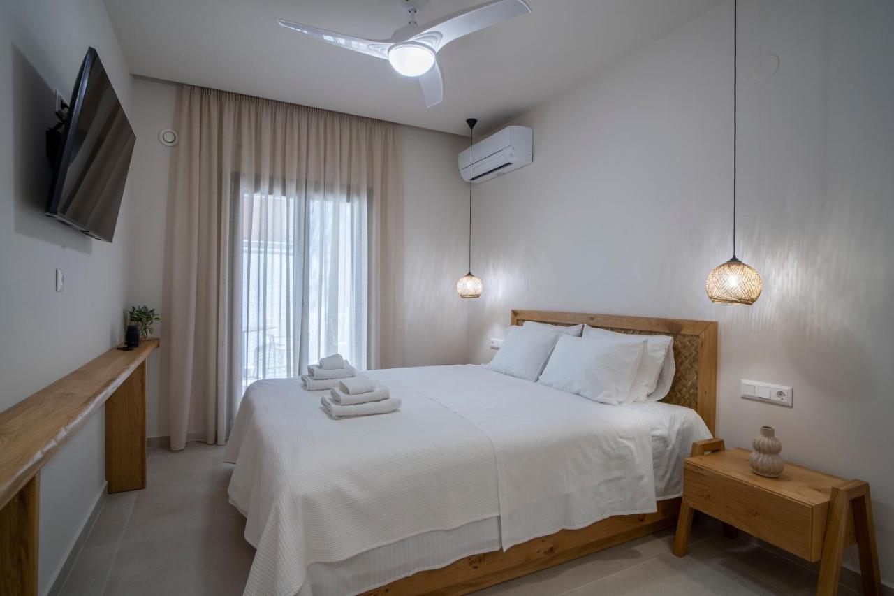 Gatzeas Blue Holiday home